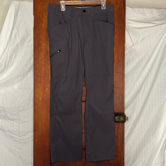 Men’s Orvis Tech Pants - SZ 32x30 - Picture 1 of 13